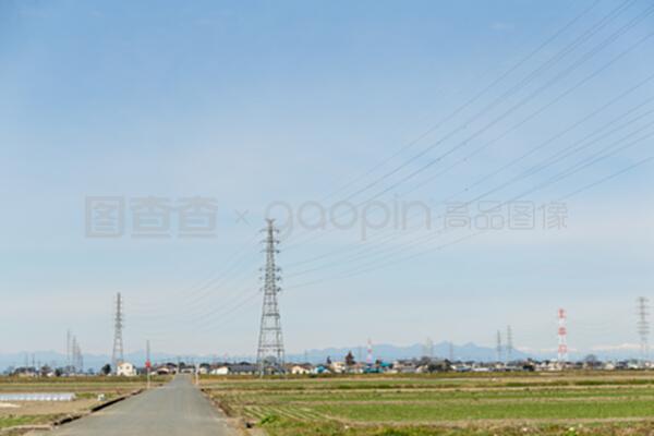 電塔與輸電線路 支撐供配電業(yè)務的關鍵設施